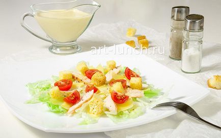 Cézár saláta csirkével - lépésről lépésre recept fotók