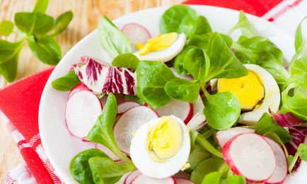 Saláták egyszerű és finom - receptek egyszerűek és finom saláták