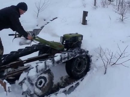 Házi-k alapján a hazai motorkerékpár „Minszk” ILS „ural” és Forgó