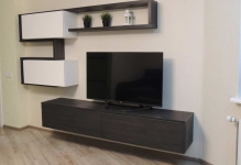 Fal a TV a nappaliban TV és fényképek nélkül helyet mini-hall, a fülke sarkában, Milánó és olcsó (fotó) Fal a TV a nappaliban TV és fényképek nélkül helyet mini-hall, a fülke sarkában, Milánó olcsó és