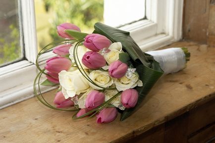 Tulipánok egy csokor a menyasszony (csokor) Tulipánok egy csokor a menyasszony