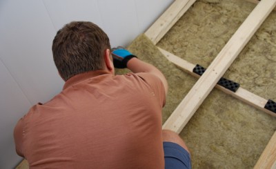 Melegítő a padló egy magánházban saját kezűleg is, mint a padlók esetén