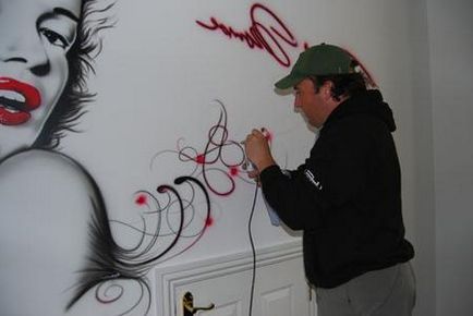 Airbrushing a falon - egy új trend a lakberendezés