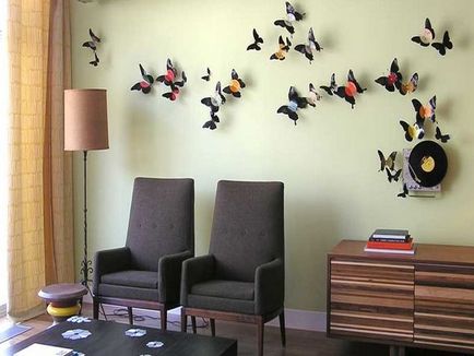 Pillangók a falon fotó, stencil