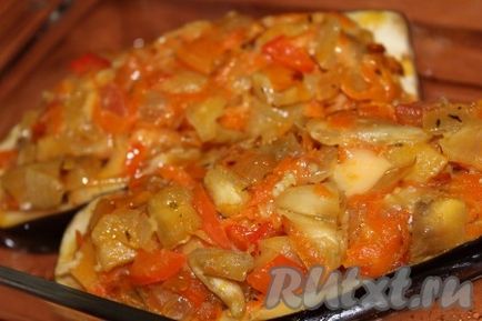 Padlizsán töltött zöldségek, sült a kemencében - a recept egy fotó
