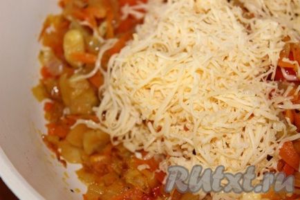 Padlizsán töltött zöldségek, sült a kemencében - a recept egy fotó