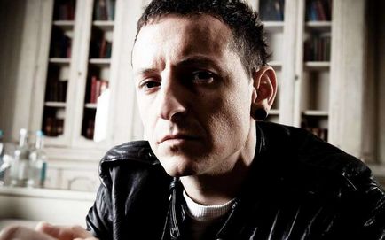 Chester Bennington holtan találták, hogy mi történt a szólista Linkin Park - hírek Magyarország