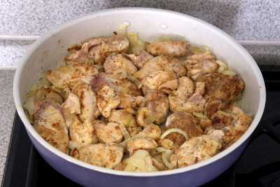 Hússzeletek „Chicken klasszikus recept lépésről lépésre fotók