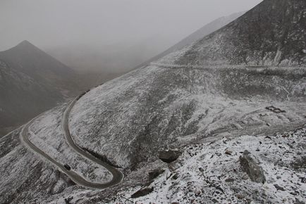 Tien-Shan (rock bányászok szándékozó kivonat) Tien Shan hegységben