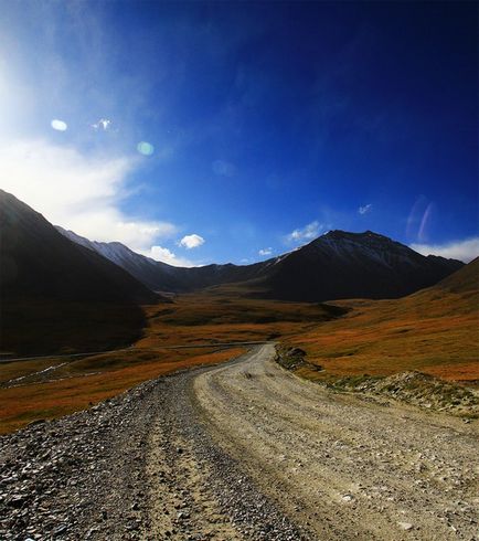 Tien-Shan (rock bányászok szándékozó kivonat) Tien Shan hegységben