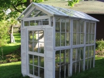 Útmutató a fotók, hogyan kell felépíteni egy üvegház a régi ablakkeretek, minta rajzok gyártása