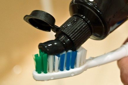 Melyik a legjobb fehérítő fogkrém érzékeny fogakra, anélkül, hogy a fluor, fluort
