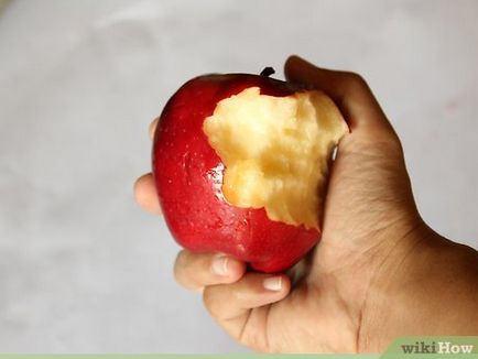 Hogyan enni egy almát
