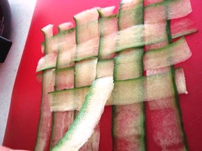 Hogyan lehet megtanulni a művészet karvingu- faragás zöldségek és gyümölcsök