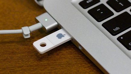 Hogyan formázza USB flash meghajtót vagy a merevlemez Mac OS