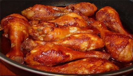 Hogyan megsütjük a csirkét egy serpenyőben egy arany héja finom receptek