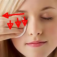 Hogyan lehet eltávolítani a szem smink tipikus hibák