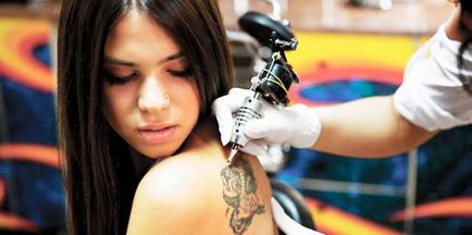 Mivel a folyamat a tetoválás