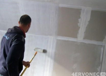 Hogyan vakolat gipszkarton alatt a tapéta alatt a festék