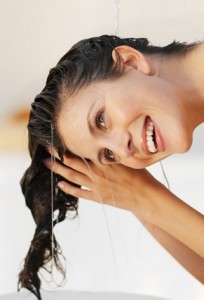 Hogyan mossa el a haj tonik otthon 11-féleképpen (vélemény)