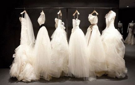 Hogyan kell varrni a menyasszonyi ruha saját kezűleg útmutató menyasszonyok