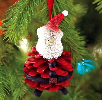 Hogyan díszíteni a karácsonyfát 2018-ban A választás a koszorúkat és játékok, módszerek dekoráció
