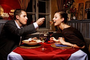 Hogyan gondoskodik egy romantikus vacsorát szeretteinek, vagy kedvenc zenéit otthon, étel,