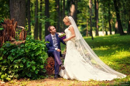 Gyönyörű esküvői fotók - fotózások ifjú a fotós