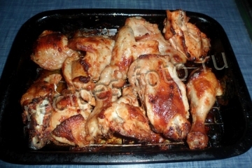 Grillezett csirke a sütőben a grill nélkül nyárs pácolt ház