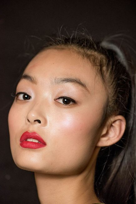 Make-up 2017-ben a felső 6 lehetőség a mindennapi smink