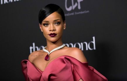 Smink Rihanna 6 Többnyire csillagok (képek) Smink Rihanna 6 Többnyire csillagok