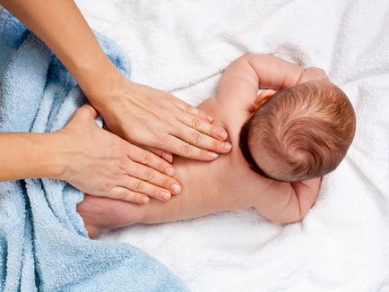 Masszázs csecsemők alapvető szabályok és technikák