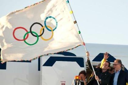 Olimpiai zászlót - ez jelképezi
