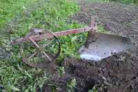 Plough saját kezében (eke) Plough a saját kezét