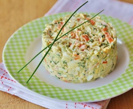Saláta Tarisznyarák, kukorica és uborka -, hogyan kell elkészíteni a recept