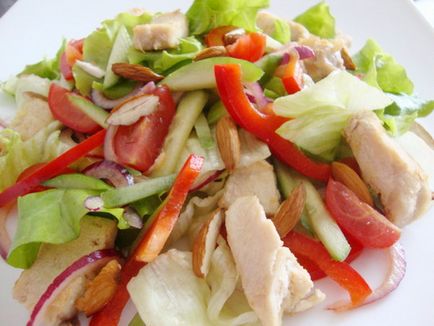 Csirke saláta uborka - gyűjteménye bevált és új kulináris