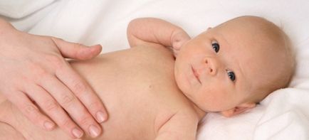 Újszülött kiütés - kiütés az arcon, a test körül a csecsemők, hormon kiütés csecsemők