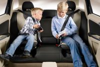 Módszerek a kapcsolódási gyermek autóülések, gyakorlati tanácsokat, auto, érveket és tényeket