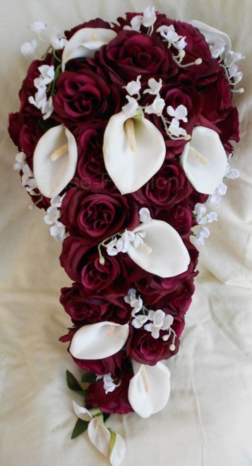 Esküvői csokor Calla liliom, pulzus divat