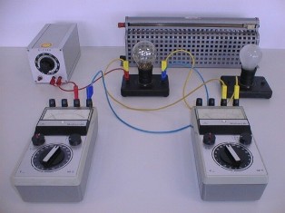 Áramköre áram- és feszültségmérő műszer