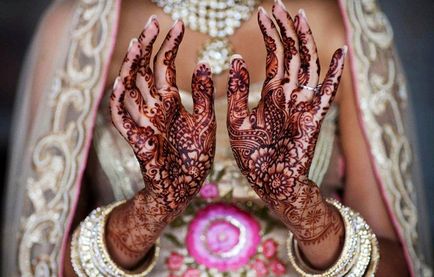 Henna tetoválás - vázlatok, mint gazdaság, tanácsadás rajz (vázlatok) Henna tetoválás - vázlatok, mint holding, ötletek alkalmazására