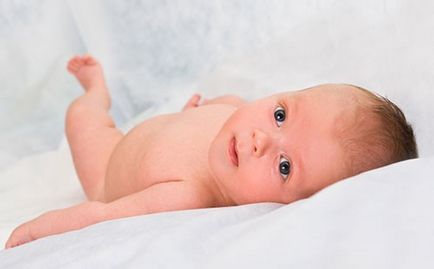Kitörések az arcon csecsemők okoz, óvintézkedéseket, megelőzésére és kezelésére