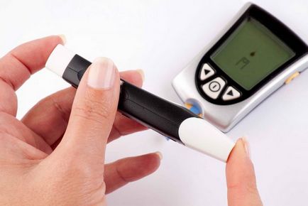 Hogyan kell mérni a cukor a vércukorszint-mérő, hogyan kell kiválasztani, és hol lehet megvásárolni