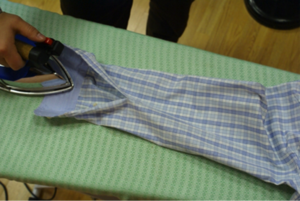 Hogyan, hogy a vas férfi ing, hosszú ujjú előkészítési folyamat, különösen mód