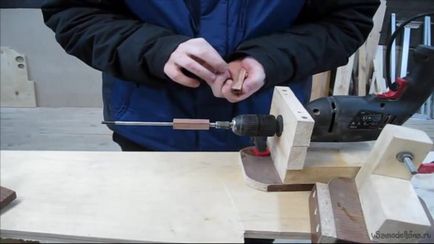 Hogyan készítsünk egy fa nyéllel