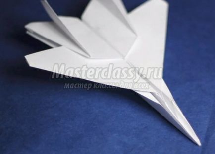 Hogyan készítsünk egy papír repülőgép repül 30 lépéses ötletek és mesterkurzusokat fotókkal (hogyan lehet a papír repülőgép repül fotó) Hogyan készítsünk egy papír repülőgép repül 30 lépéses ötletek és mesterkurzusokat fotókkal