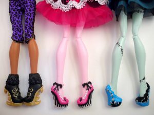 Hogyan készítsünk cipő babák nagy szörny, Barbie készült polimer agyag, hírportál vtemu - mindig