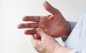 Hogyan Cure-szindróma harapós ujjvégek műtét nélkül
