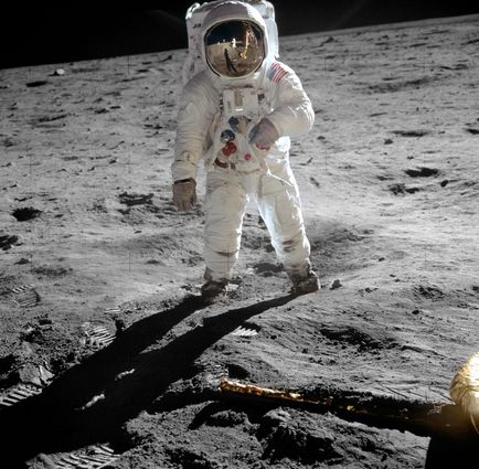 Aki először elfoglalta a hold, a Szovjetunió és az Egyesült Államok, a tudomány vita