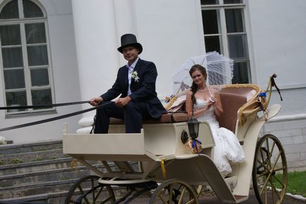 Lovak esküvő, lovas klub „sarkalatos”